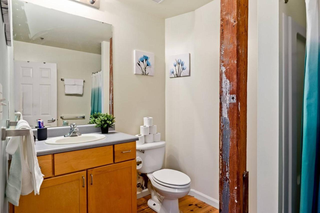Ferienwohnung Trifecta Historic Brick 2Br Getaway Superhost Durham Exterior foto